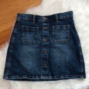Denim skirt!!